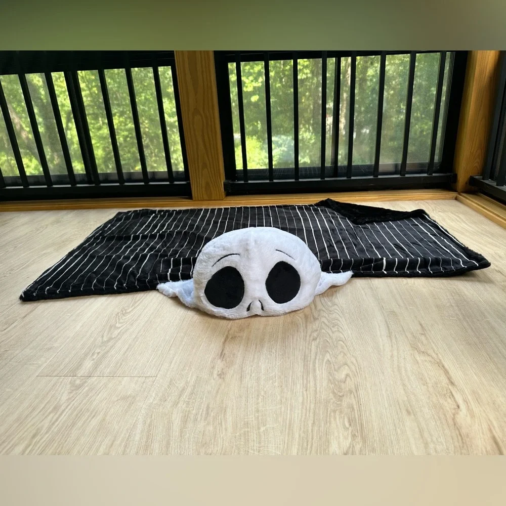 Disney Nightmare Before Christmas Plush Hooded Blanket or Costume ~ 30